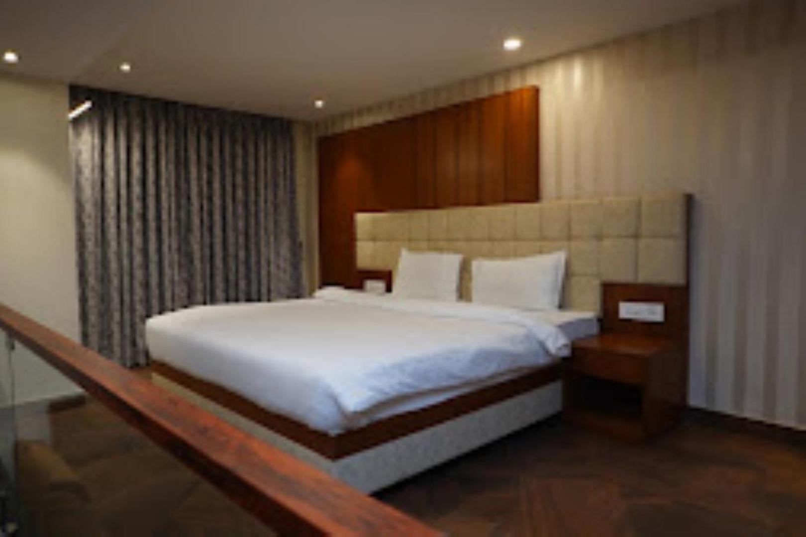 Hotel Mintella , Varanasi — Photos 3